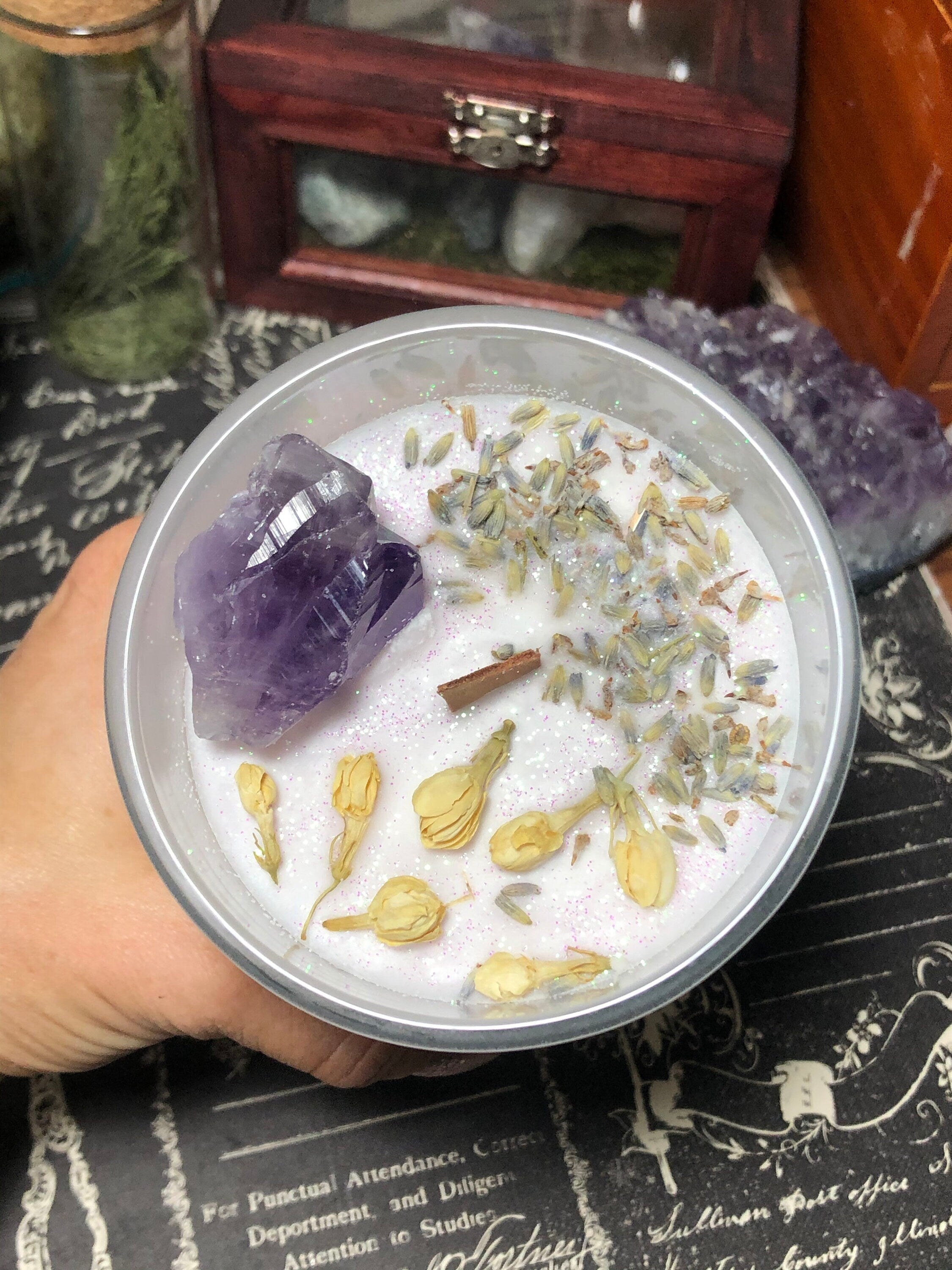 Sugar and Lavender Amethyst candle- 11 oz